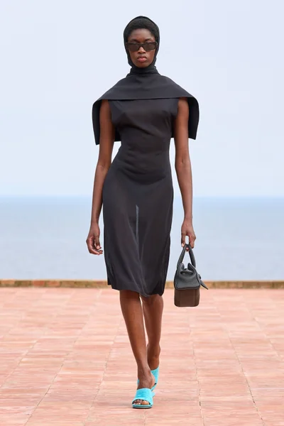 Look 37